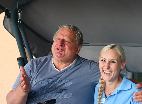 Tagespflege durch Pflegefachkräfte und Pflegehelferinnen