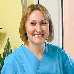 Altenpflegerin Cristina aus Schwarzenfeld