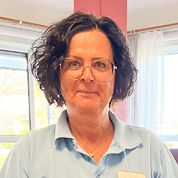 Betreuungskraft Doris über ihre Arbeit in der Tagespflege in Sassanfahrt